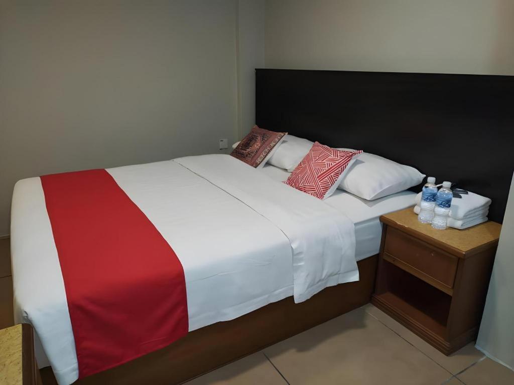 River Park Hotel Sibu Luaran gambar