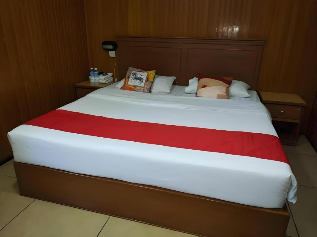 River Park Hotel Sibu Luaran gambar