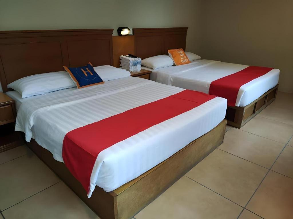 River Park Hotel Sibu Luaran gambar